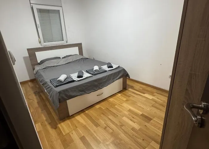 D2apartman 1 Apartman *